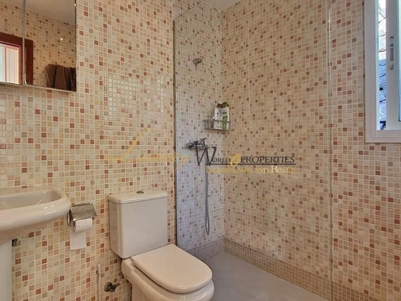 3 soveværelse Villa til salg i Costa Adeje med garage - € 875.000 (Ref: 8969529)