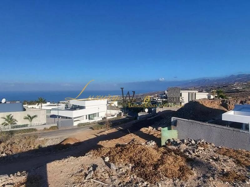 Grunde uden byggetilladelser til salg i Playa San Juan - € 1.225.000 (Ref: 8969615)