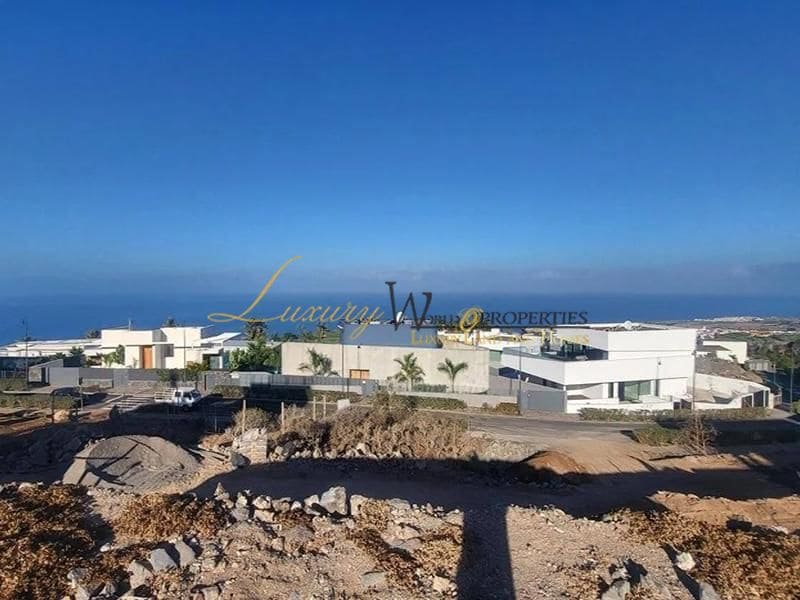 Grunde uden byggetilladelser til salg i Playa San Juan - € 1.225.000 (Ref: 8969615)