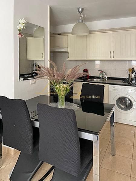 1 chambre Appartement à vendre à Puerto Santiago avec piscine garage - 252 000 € (Ref: 8973346)