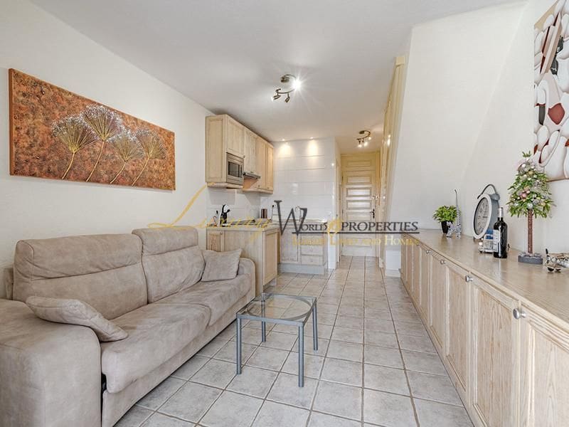 1 soveværelse Lejlighed til salg i Playa de las Americas med swimmingpool - € 560.000 (Ref: 8973347)