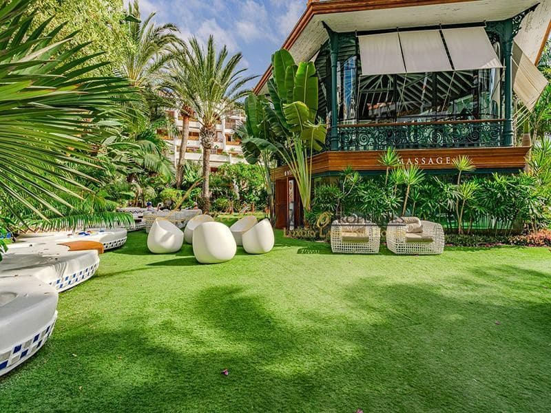 1 soveværelse Lejlighed til salg i Playa de las Americas med swimmingpool - € 560.000 (Ref: 8973347)