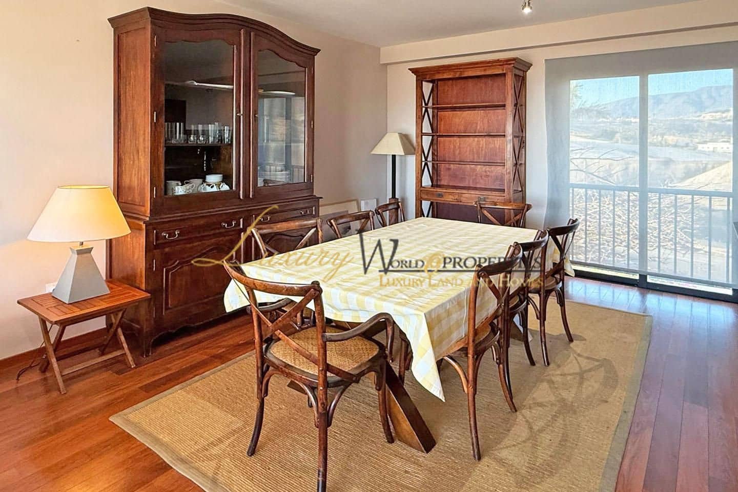 3 soveværelse Lejlighed til salg i Costa Adeje med garage - € 1.050.000 (Ref: 8977692)