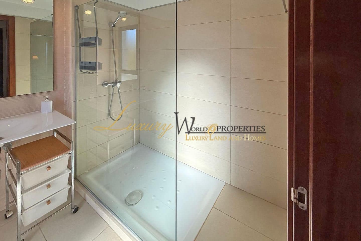 3 soveværelse Lejlighed til salg i Costa Adeje med garage - € 1.050.000 (Ref: 8977692)