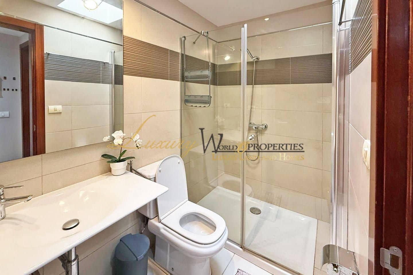 3 soveværelse Lejlighed til salg i Costa Adeje med garage - € 1.050.000 (Ref: 8977692)