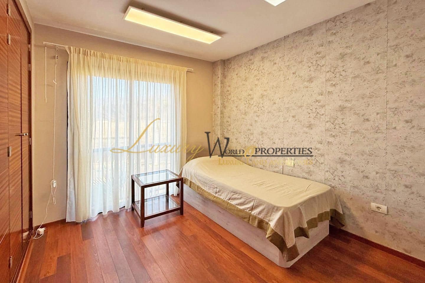 3 soveværelse Lejlighed til salg i Costa Adeje med garage - € 1.050.000 (Ref: 8977692)