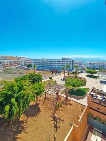 2 slaapkamer Flat te koop in Puerto Santiago, Santiago del Teide met zwembad - € 245.000 (Ref: 8990195)