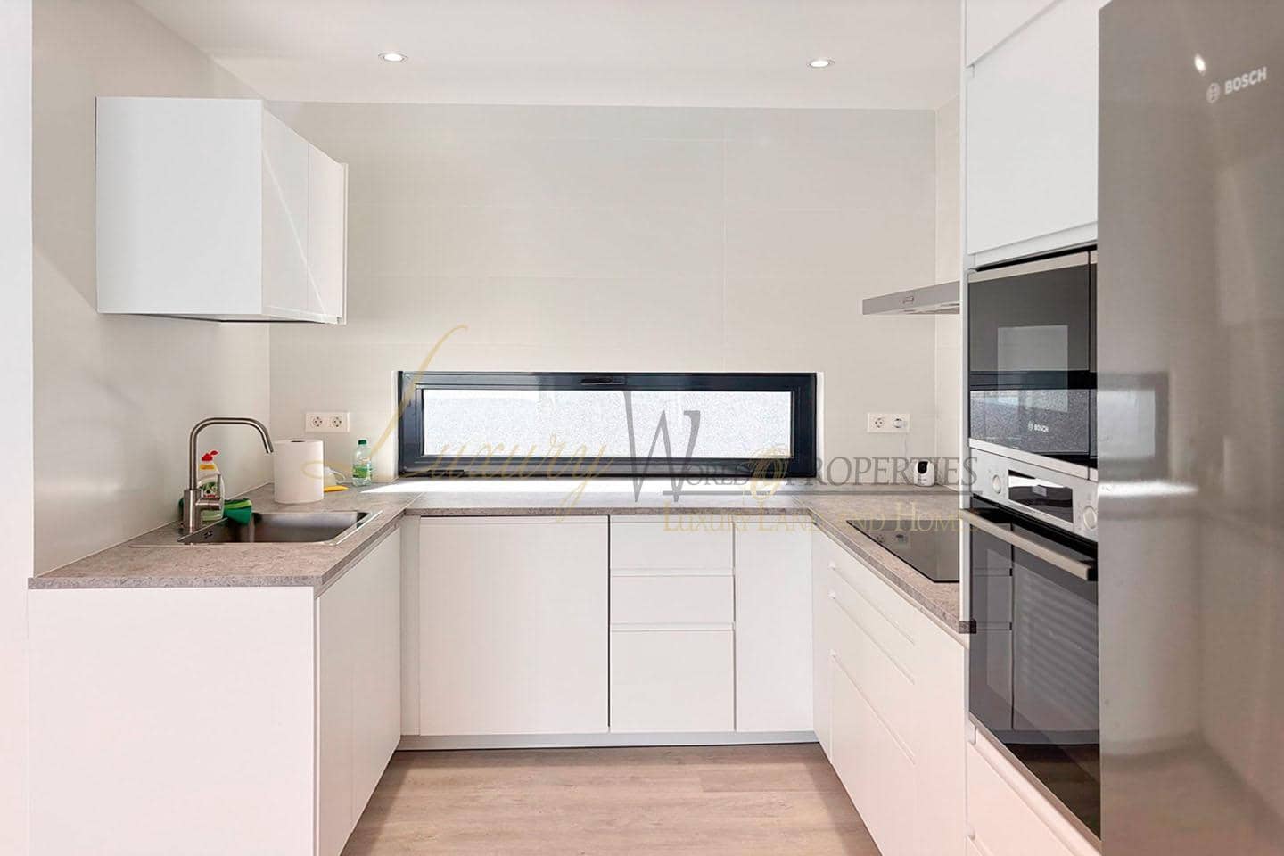 4 camera da letto Villa in vendita in Costa Adeje con piscina garage - 1.850.000 € (Rif: 8993257)