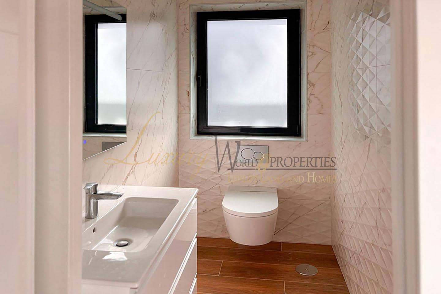 4 camera da letto Villa in vendita in Costa Adeje con piscina garage - 1.850.000 € (Rif: 8993257)