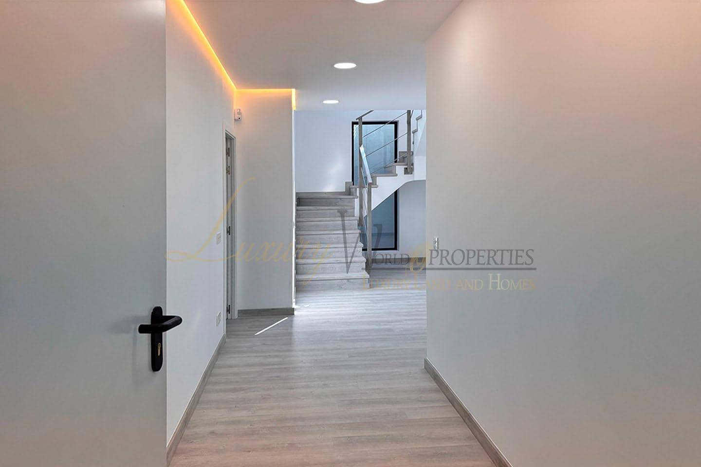 4 camera da letto Villa in vendita in Costa Adeje con piscina garage - 1.850.000 € (Rif: 8993257)