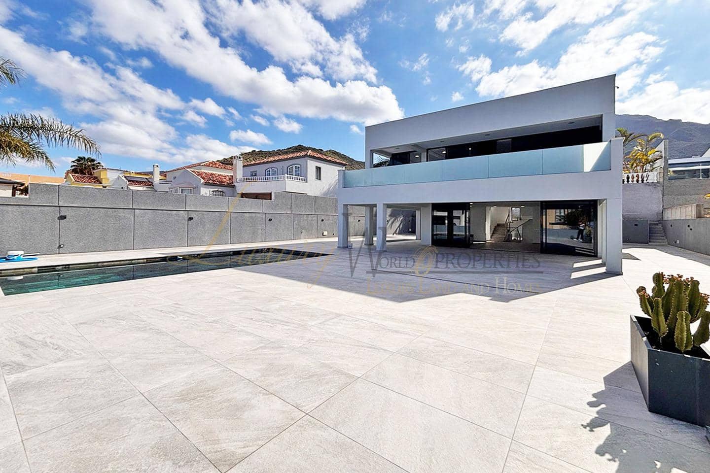 4 camera da letto Villa in vendita in Costa Adeje con piscina garage - 1.850.000 € (Rif: 8993257)