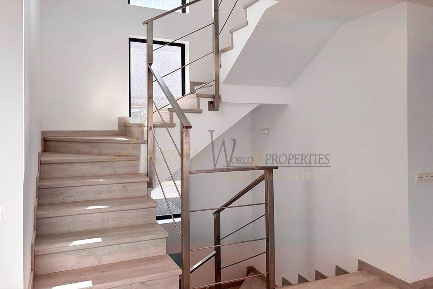 4 camera da letto Villa in vendita in Costa Adeje con piscina garage - 1.850.000 € (Rif: 8993257)