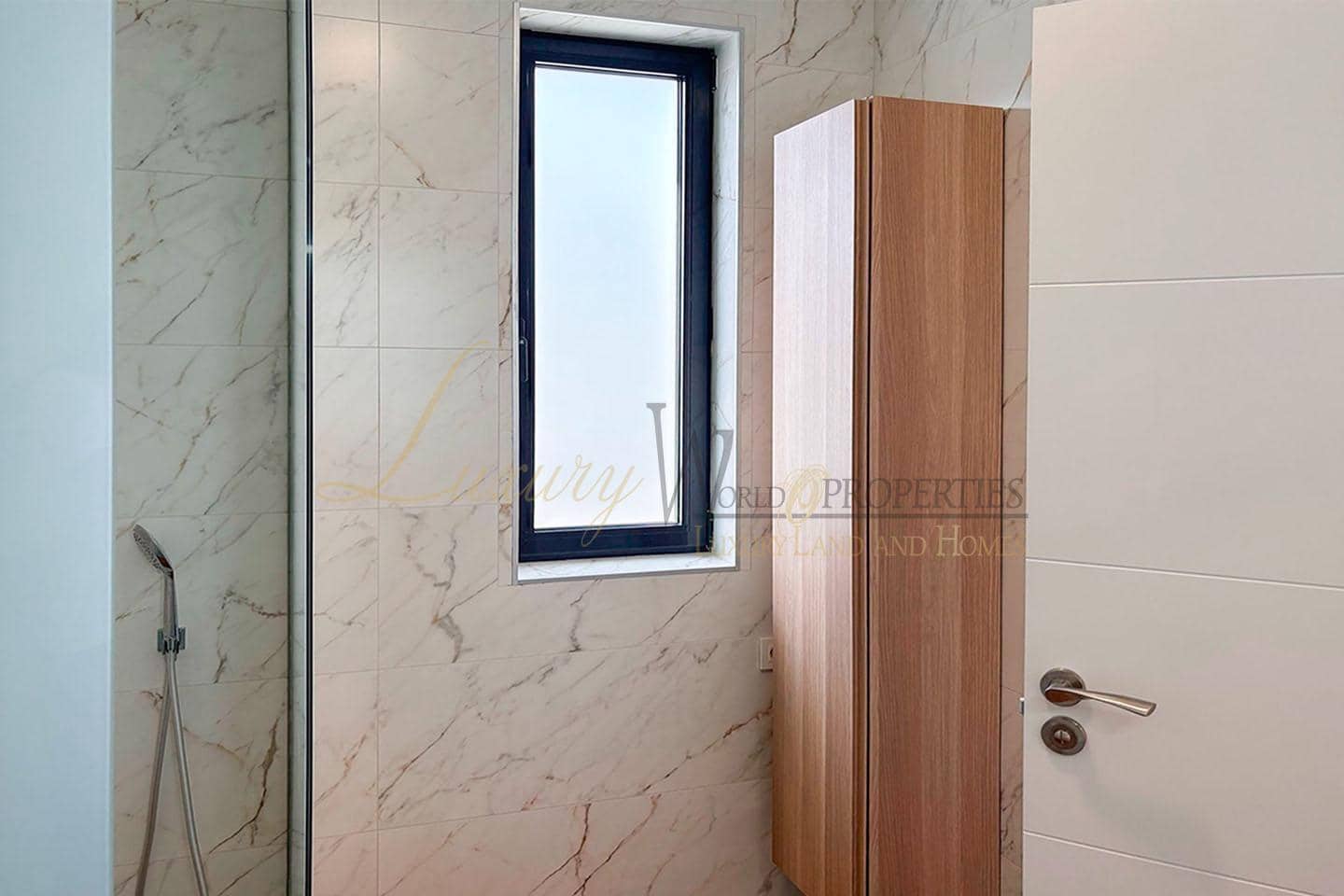 4 camera da letto Villa in vendita in Costa Adeje con piscina garage - 1.850.000 € (Rif: 8993257)