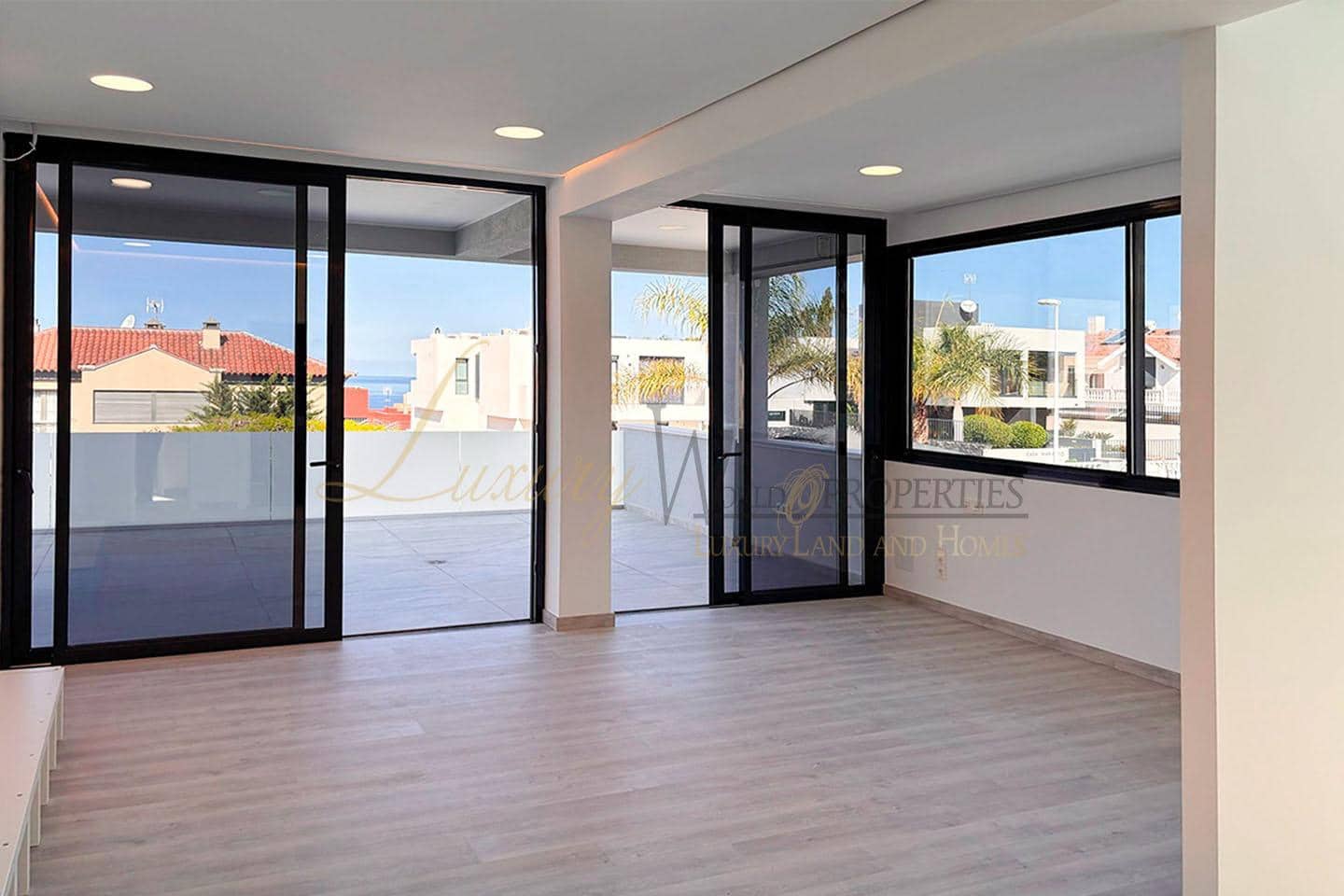 4 camera da letto Villa in vendita in Costa Adeje con piscina garage - 1.850.000 € (Rif: 8993257)