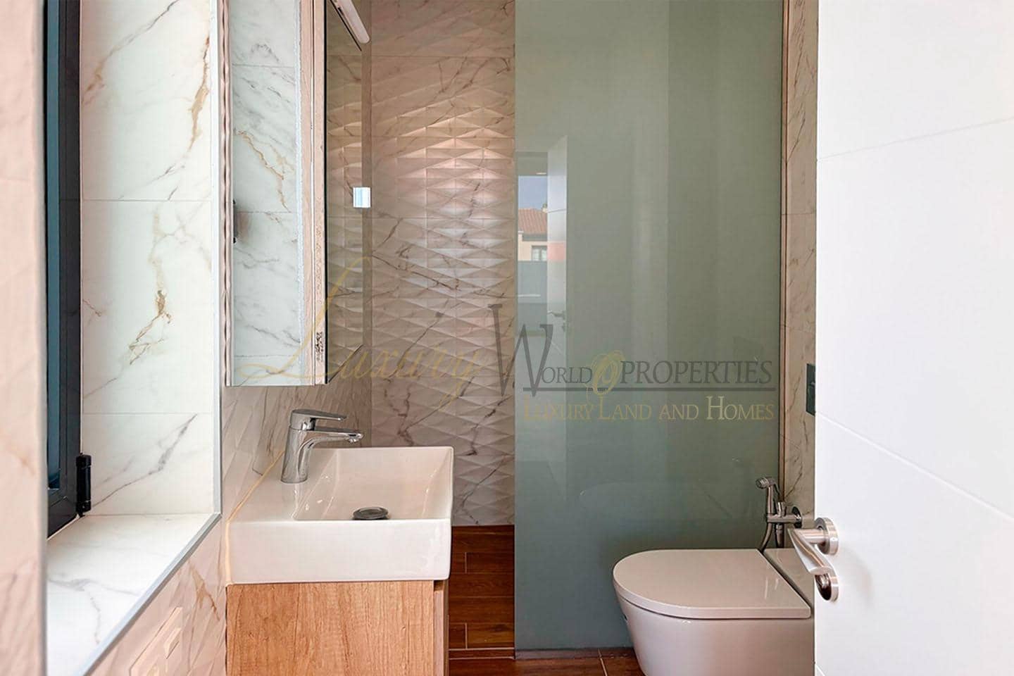 4 camera da letto Villa in vendita in Costa Adeje con piscina garage - 1.850.000 € (Rif: 8993257)