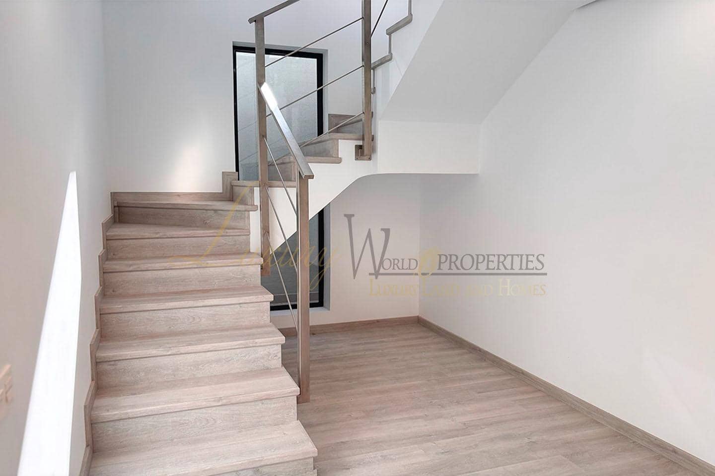 4 camera da letto Villa in vendita in Costa Adeje con piscina garage - 1.850.000 € (Rif: 8993257)