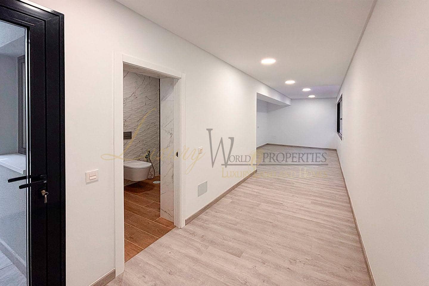 4 camera da letto Villa in vendita in Costa Adeje con piscina garage - 1.850.000 € (Rif: 8993257)