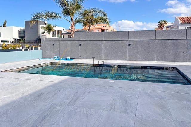 4 chambre Villa/Maison à vendre à Playa de Fañabé Alto, Adeje avec piscine garage - 1 850 000 € (Ref: 8993257)