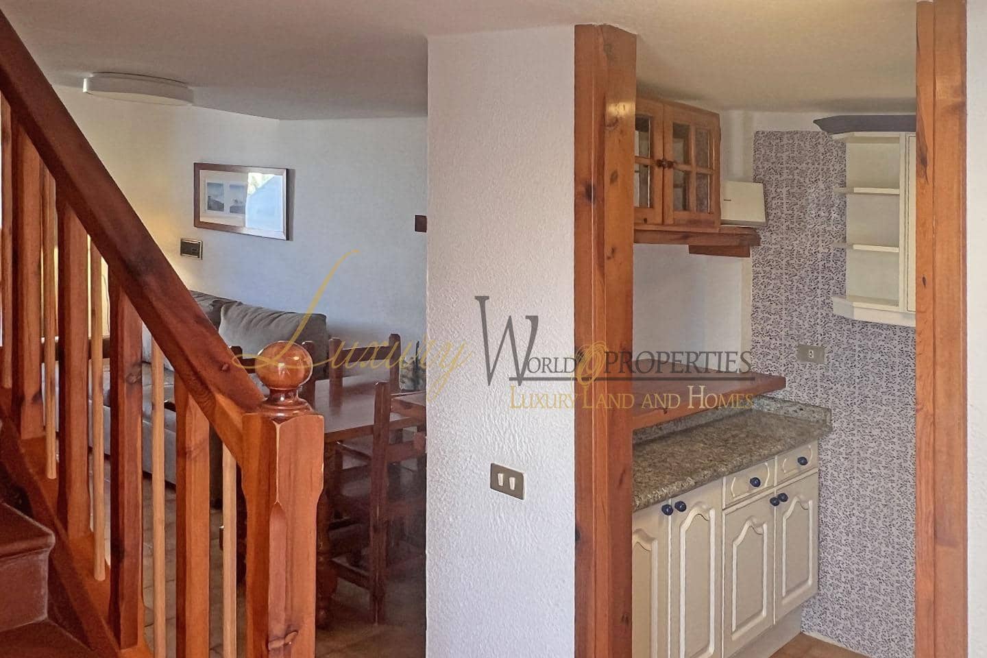 2 makuuhuone Asunto myytävänä paikassa Playa de las Americas mukana uima-altaan - 725 000 € (Ref: 9003488)