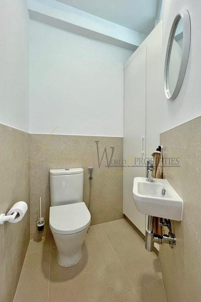 3 slaapkamer Flat te koop in Los Cristianos - € 642.000 (Ref: 9025494)