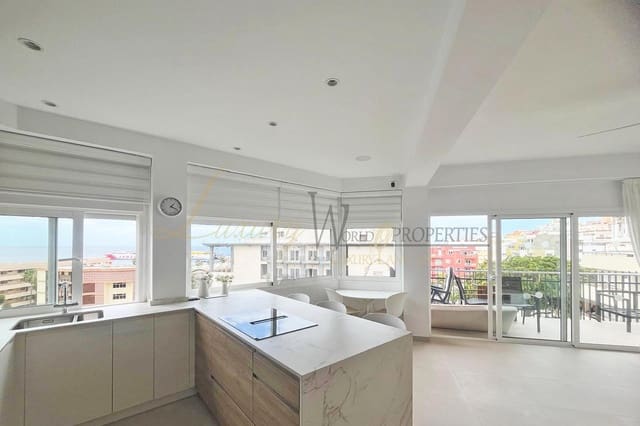 3 slaapkamer Flat te koop in Los Cristianos, Arona - € 642.000 (Ref: 9025494)