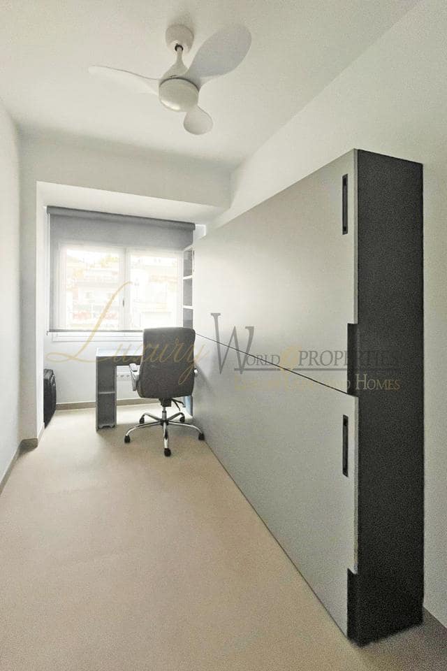 3 slaapkamer Flat te koop in Los Cristianos - € 642.000 (Ref: 9025494)