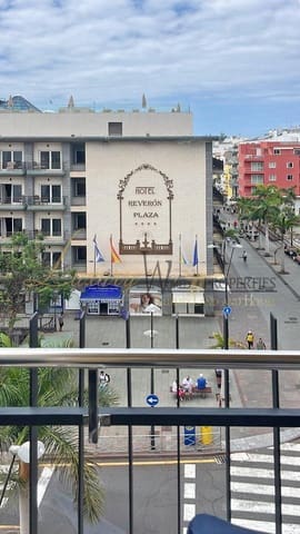 3 slaapkamer Flat te koop in Los Cristianos, Arona - € 642.000 (Ref: 9025494)