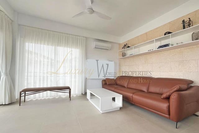 3 slaapkamer Flat te koop in Los Cristianos, Arona - € 642.000 (Ref: 9025494)