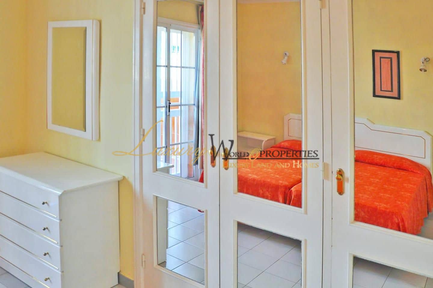 1 soveværelse Lejlighed til salg i Costa Adeje med swimmingpool - € 335.000 (Ref: 9026182)