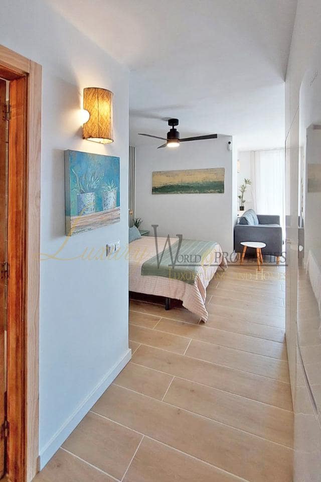 Lejlighed til salg i Golf del Sur med swimmingpool - € 173.000 (Ref: 9028328)