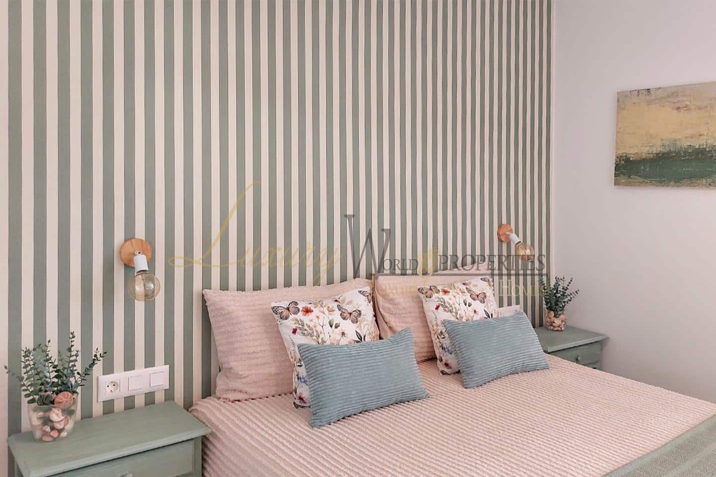 Lejlighed til salg i Golf del Sur med swimmingpool - € 173.000 (Ref: 9028328)