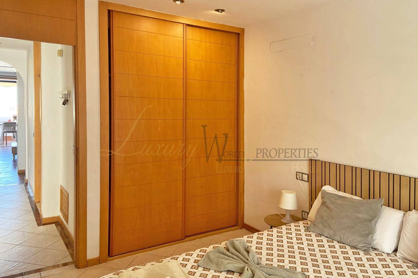 2 bedroom Flat for sale in Playa Paraiso with pool garage - € 499,000 (Ref: 9066981)