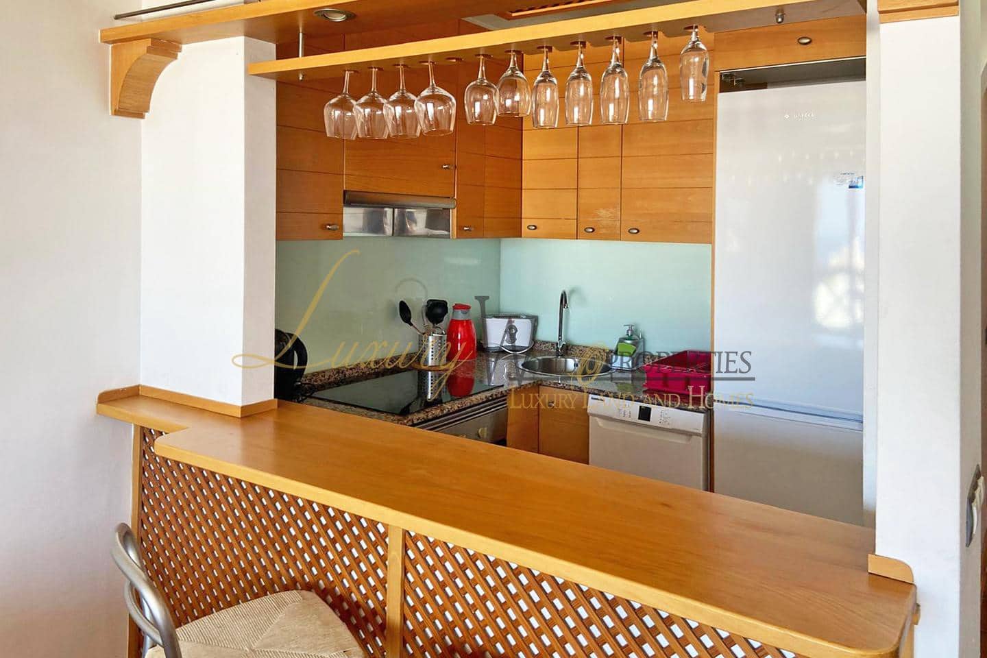 2 bedroom Flat for sale in Playa Paraiso with pool garage - € 499,000 (Ref: 9066981)