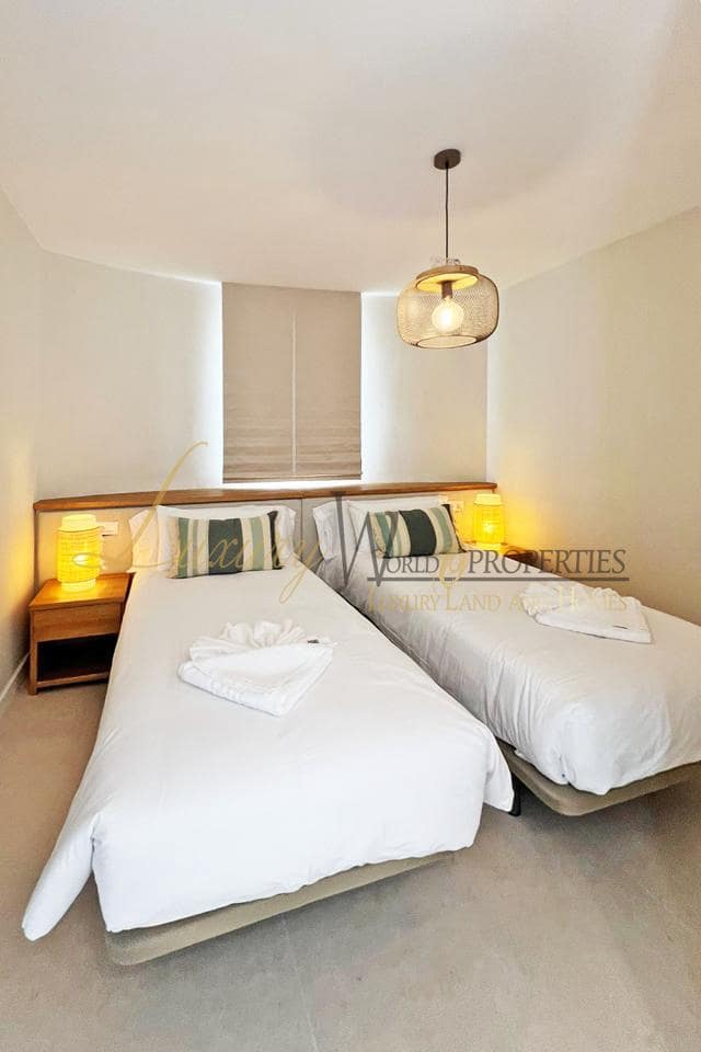 2 soverom Leilighet til salgs i Costa Adeje med svømmebasseng - € 490 000 (Ref: 9066982)