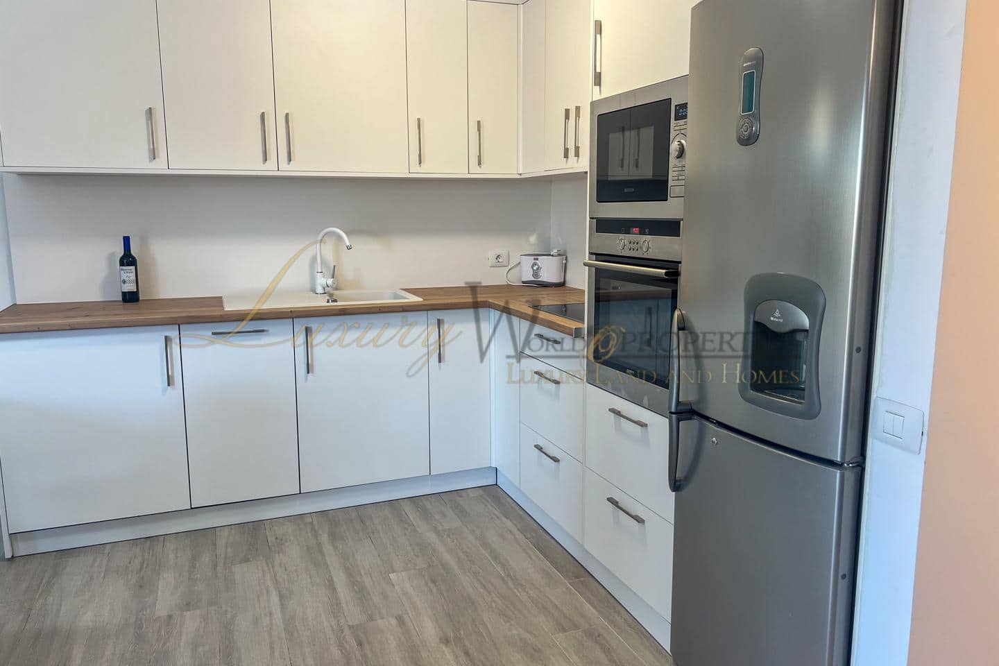 2 soveværelse Lejlighed til salg i Los Gigantes med swimmingpool garage - € 430.000 (Ref: 9094429)