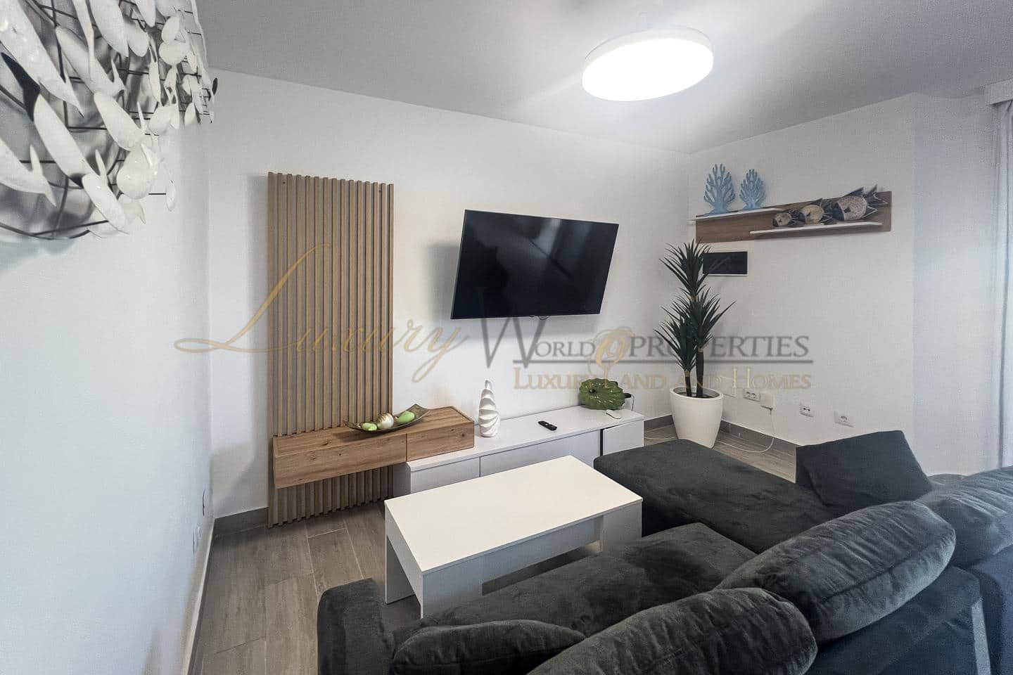 2 soveværelse Lejlighed til salg i Los Gigantes med swimmingpool garage - € 430.000 (Ref: 9094429)