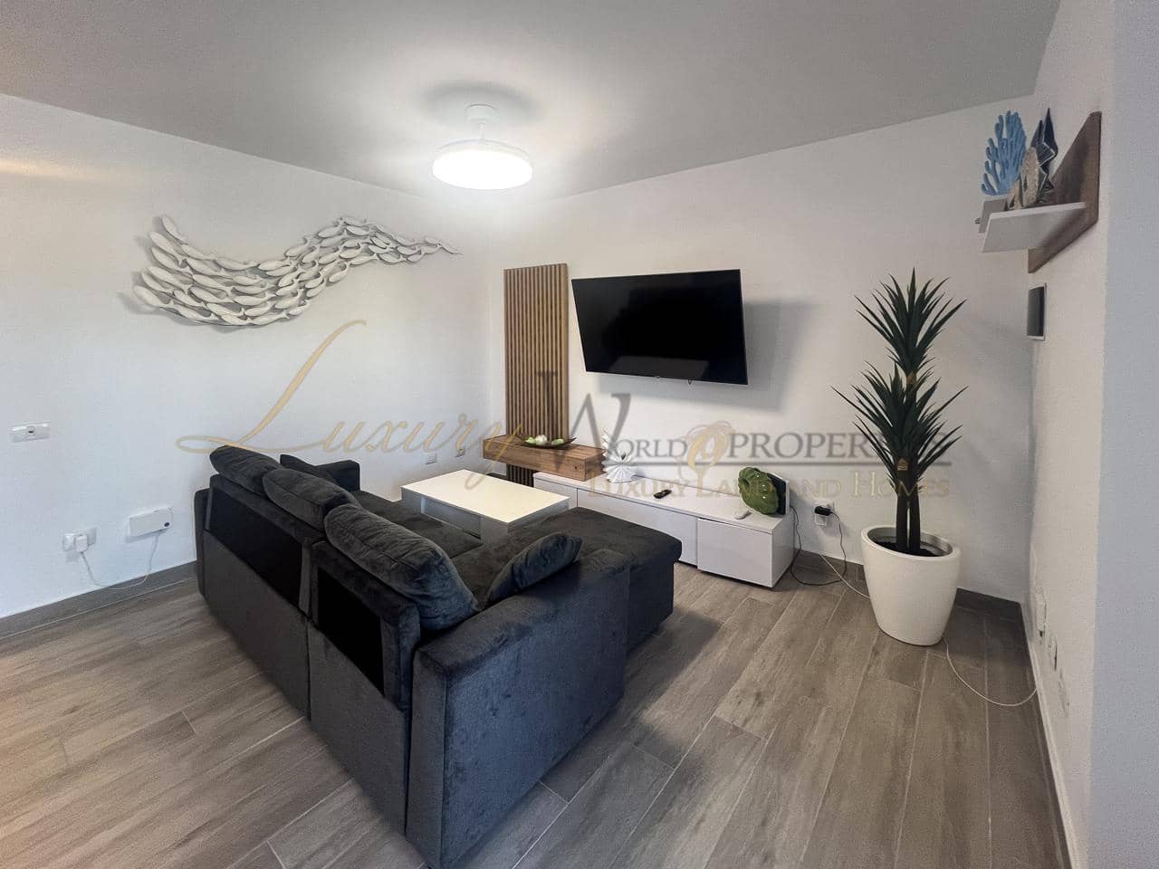 2 soveværelse Lejlighed til salg i Los Gigantes med swimmingpool garage - € 430.000 (Ref: 9094429)