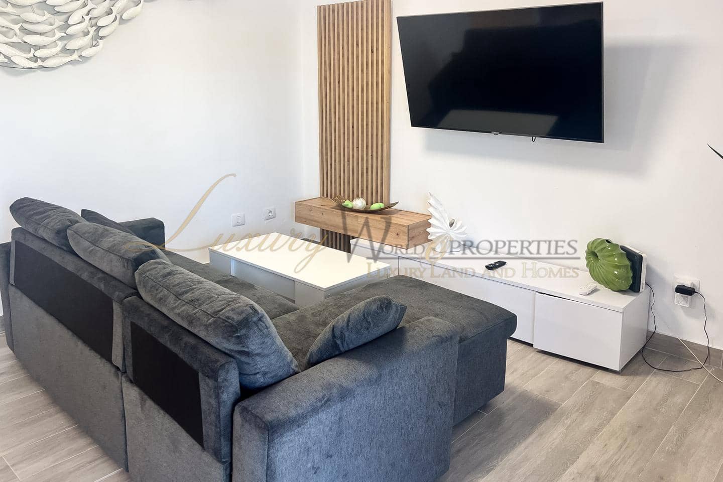 2 soveværelse Lejlighed til salg i Los Gigantes med swimmingpool garage - € 430.000 (Ref: 9094429)