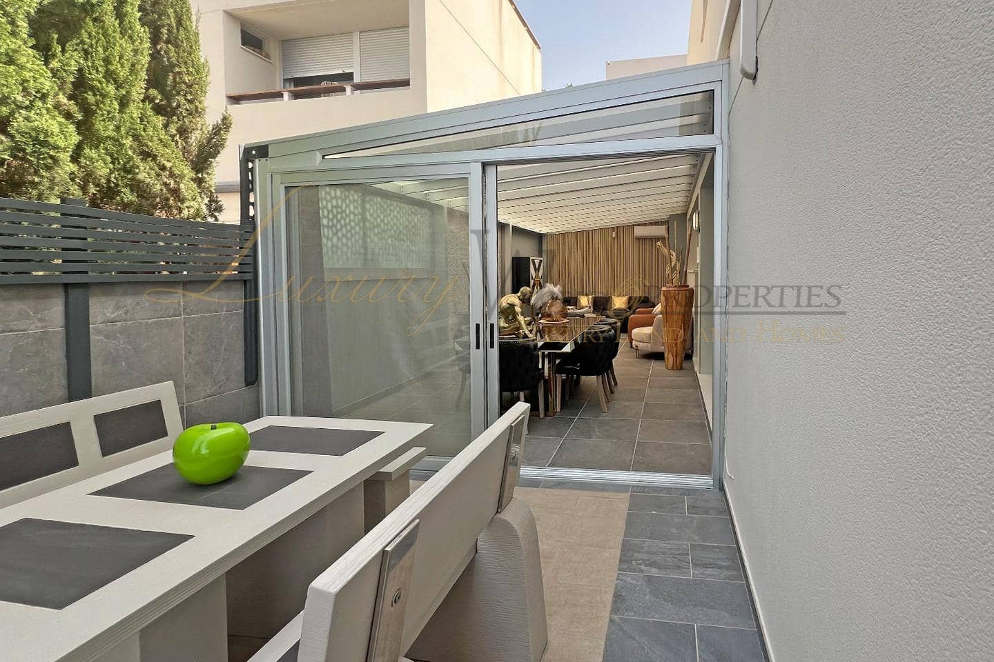 3 bedroom Villa for sale in Chayofa with pool garage - € 819,000 (Ref: 9108220)