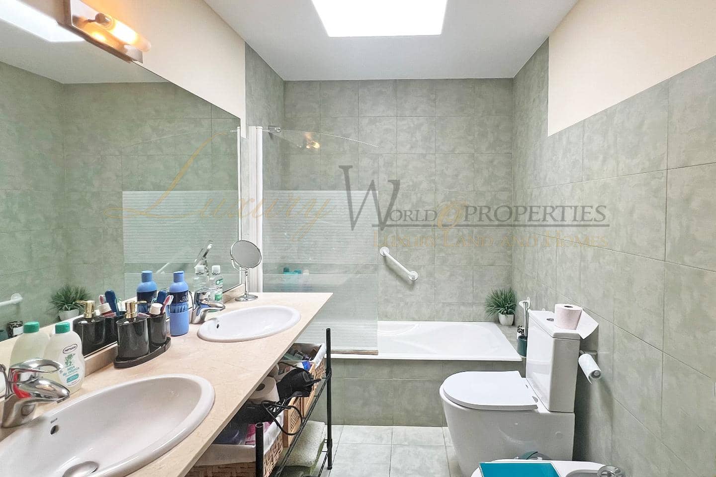 3 bedroom Villa for sale in Chayofa with pool garage - € 819,000 (Ref: 9108220)