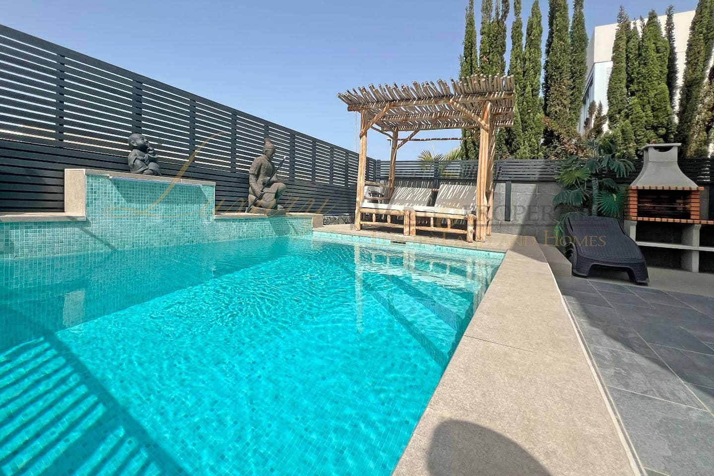 3 bedroom Villa for sale in Chayofa with pool garage - € 819,000 (Ref: 9108220)