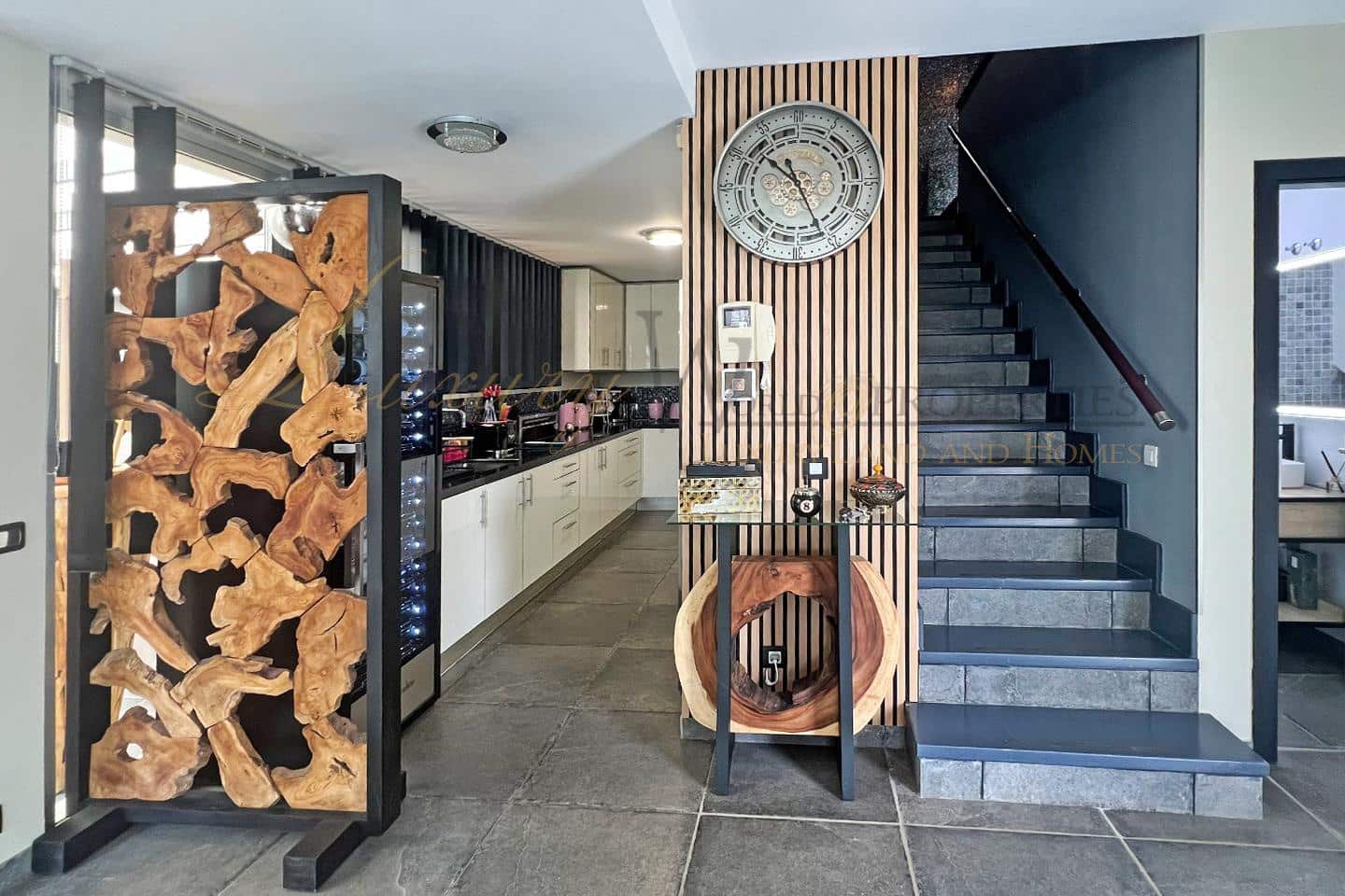 3 bedroom Villa for sale in Chayofa with pool garage - € 819,000 (Ref: 9108220)