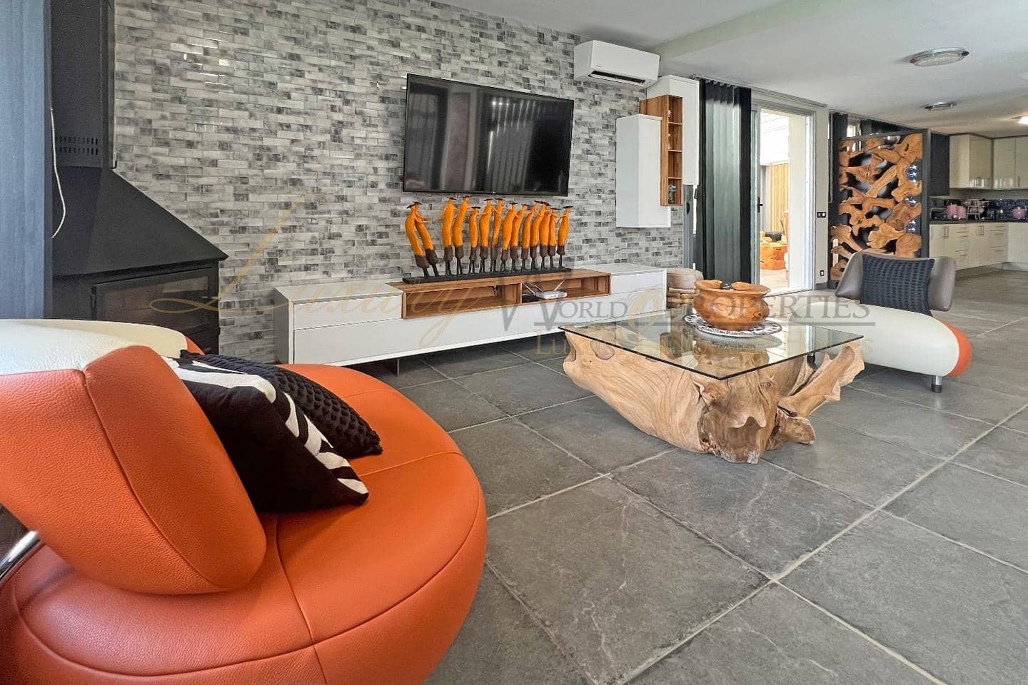 3 bedroom Villa for sale in Chayofa with pool garage - € 819,000 (Ref: 9108220)