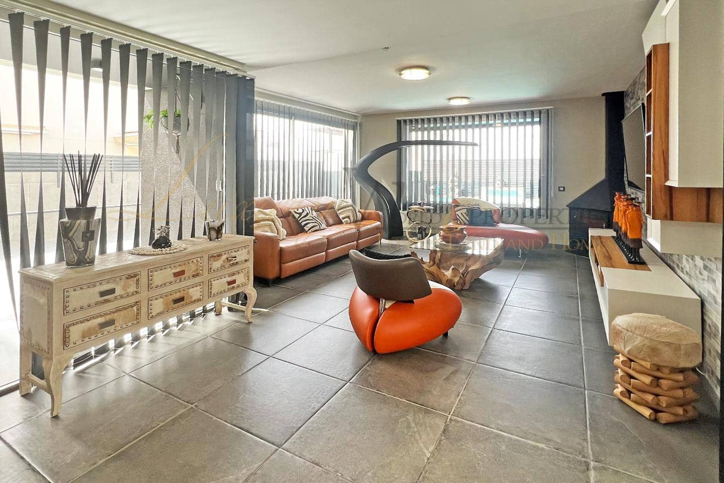 3 bedroom Villa for sale in Chayofa with pool garage - € 819,000 (Ref: 9108220)