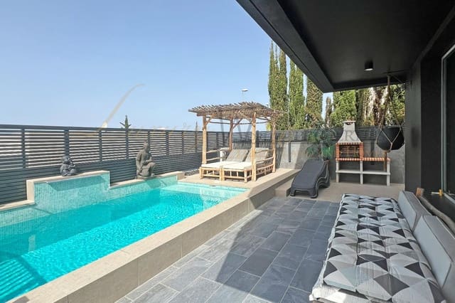 3 soveværelse Villa til salg i Chayofa, Arona med swimmingpool garage - € 945.000 (Ref: 9108220)