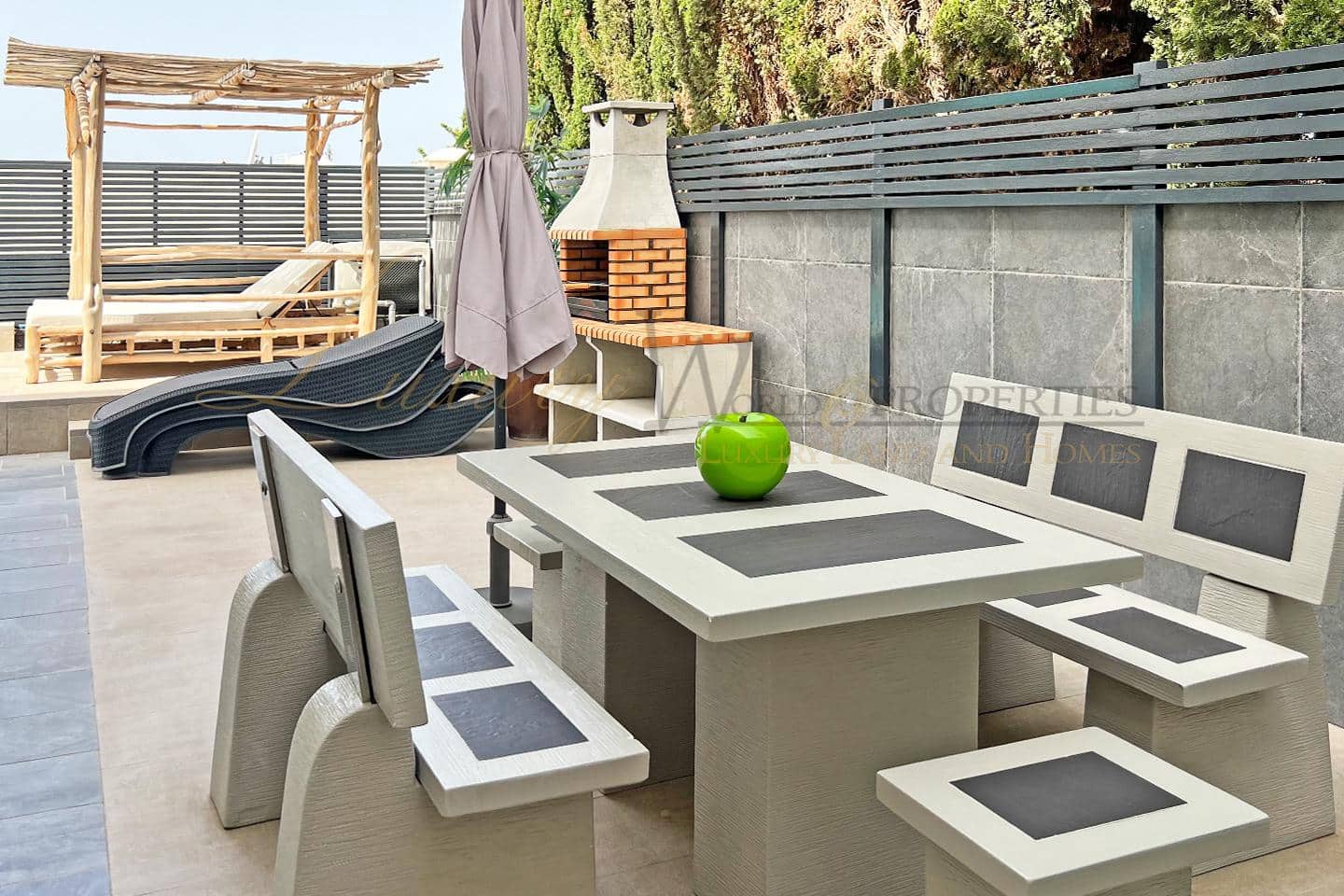 3 bedroom Villa for sale in Chayofa with pool garage - € 819,000 (Ref: 9108220)