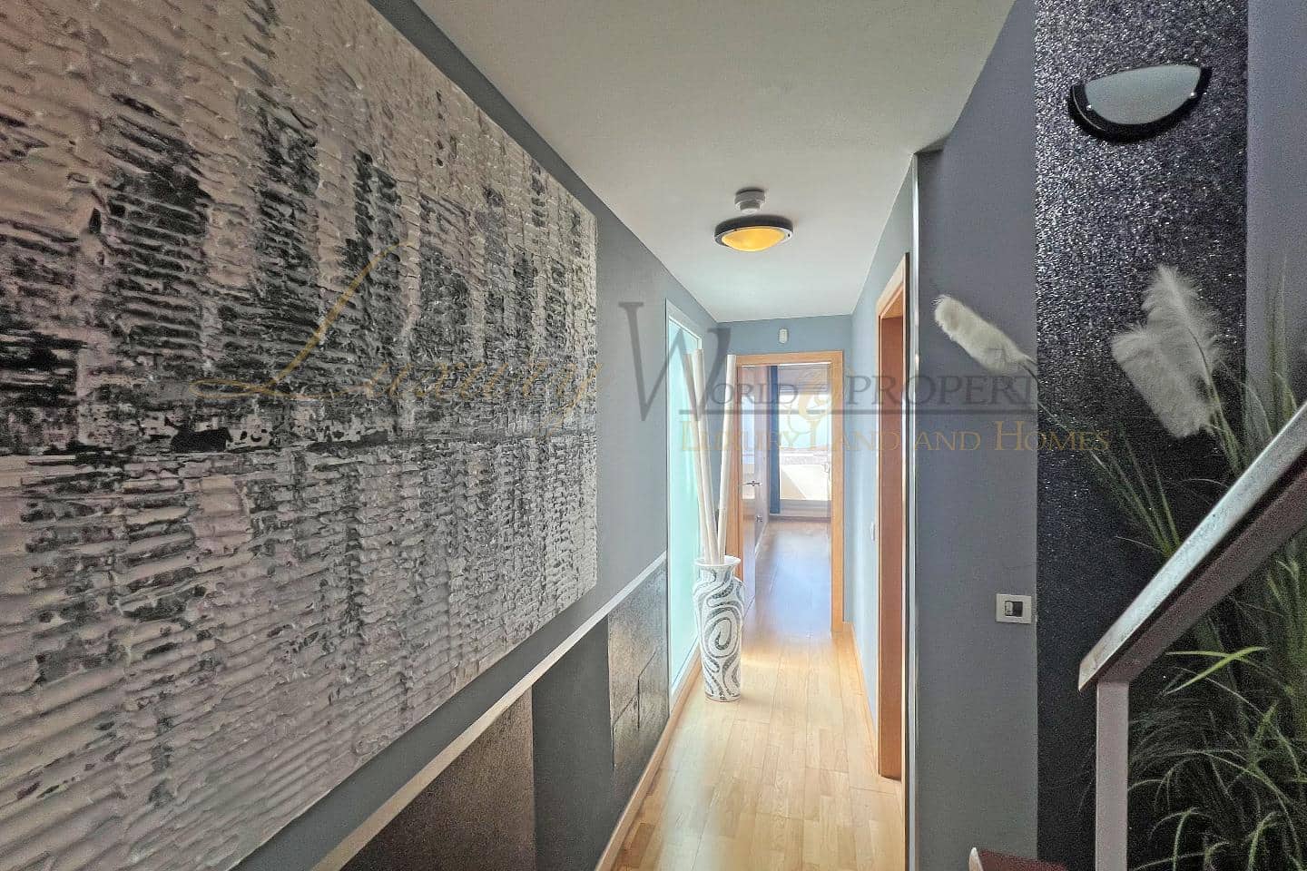 3 bedroom Villa for sale in Chayofa with pool garage - € 819,000 (Ref: 9108220)