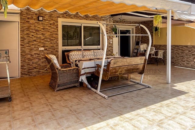 4 camera da letto Villa in vendita in Playa de Fañabé Alto, Adeje con piscina garage - 690.000 € (Rif: 9111250)