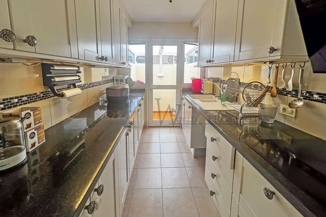 4 camera da letto Villa in vendita in Playa de Fañabé Alto, Adeje con piscina garage - 690.000 € (Rif: 9111250)