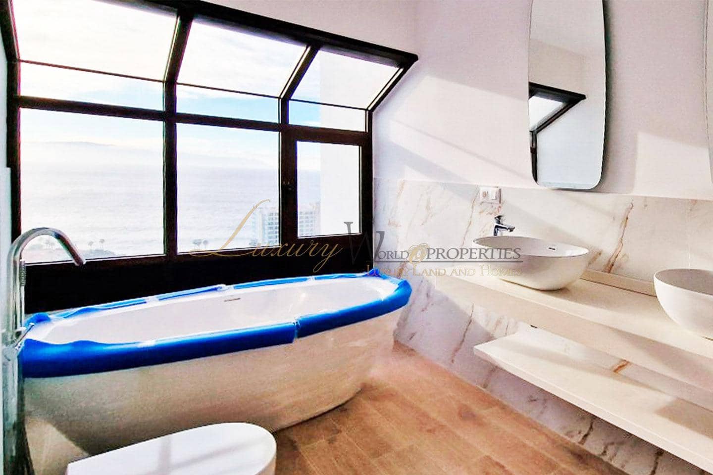 2 soveværelse Lejlighed til salg i Los Gigantes med swimmingpool - € 575.000 (Ref: 9142291)